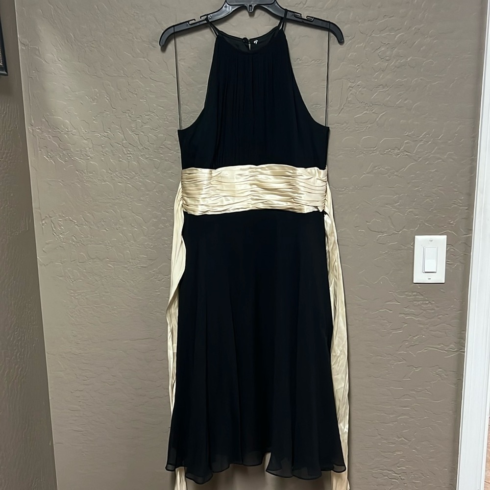 Maggy London Silk Halter Neck Dress - Picture 3 of 9